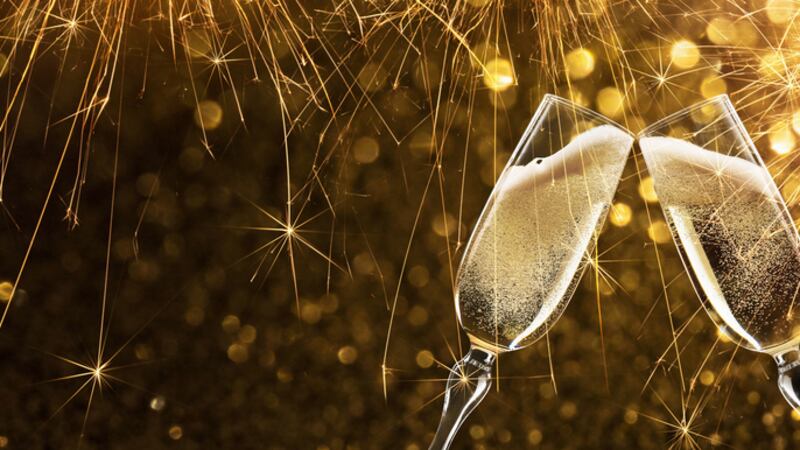 Estas son las bebidas con las que los mexicanos brindan en Año nuevo