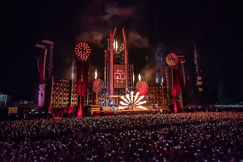 Rammstein encendió el ánimo de los mexicanos en su primer concierto 