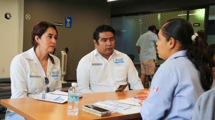 La estrategia de vinculación comercial sumó a más de 858 mipymes de 10 municipios y 19 encuentros de negocio durante 2025.