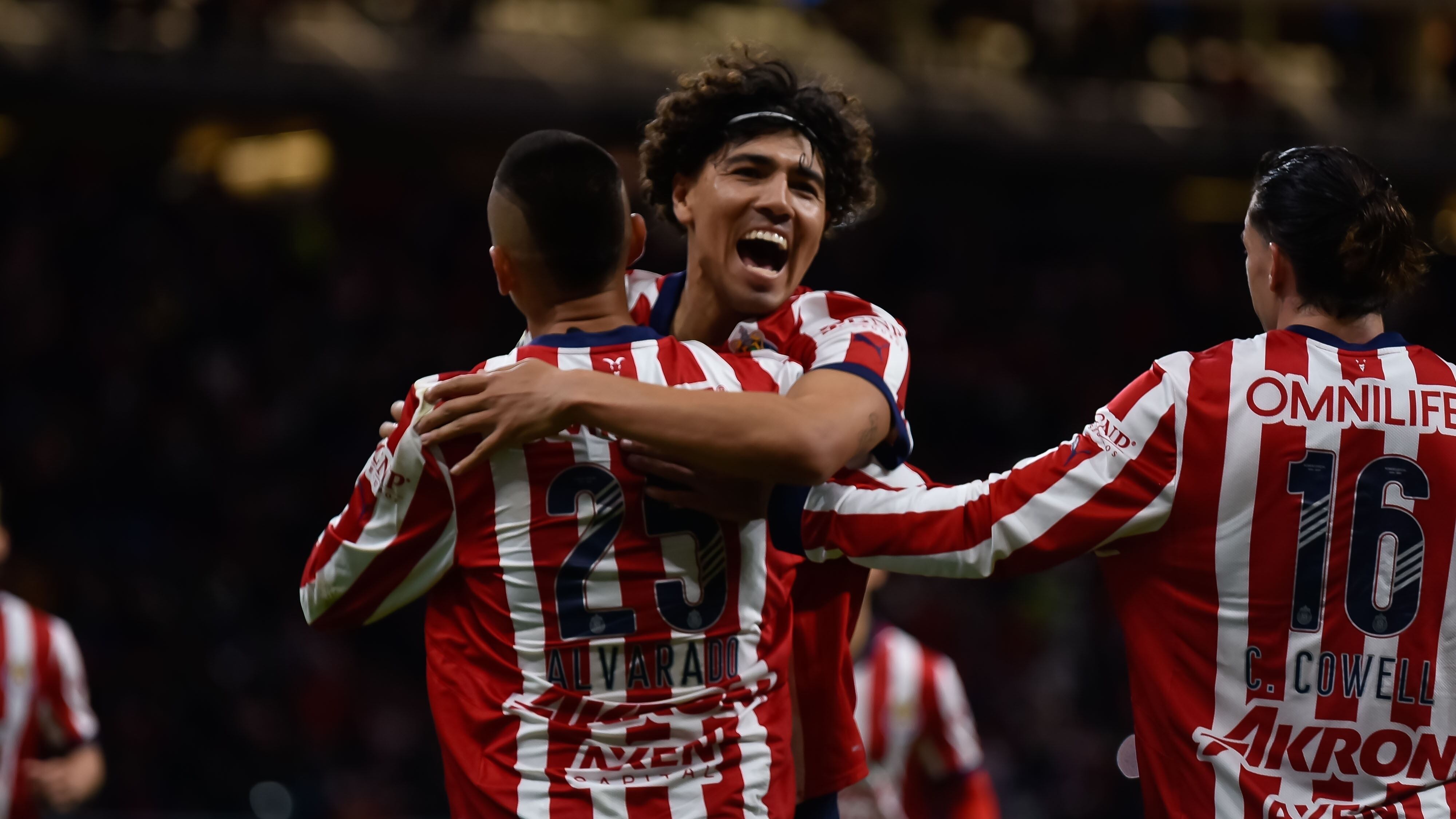 Chivas marca su primer gol