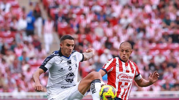 Gallos VS Chivas