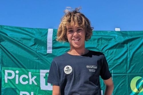 Surfista de 15 años muere tras recibir ataque de un tiburón de 4 metros
