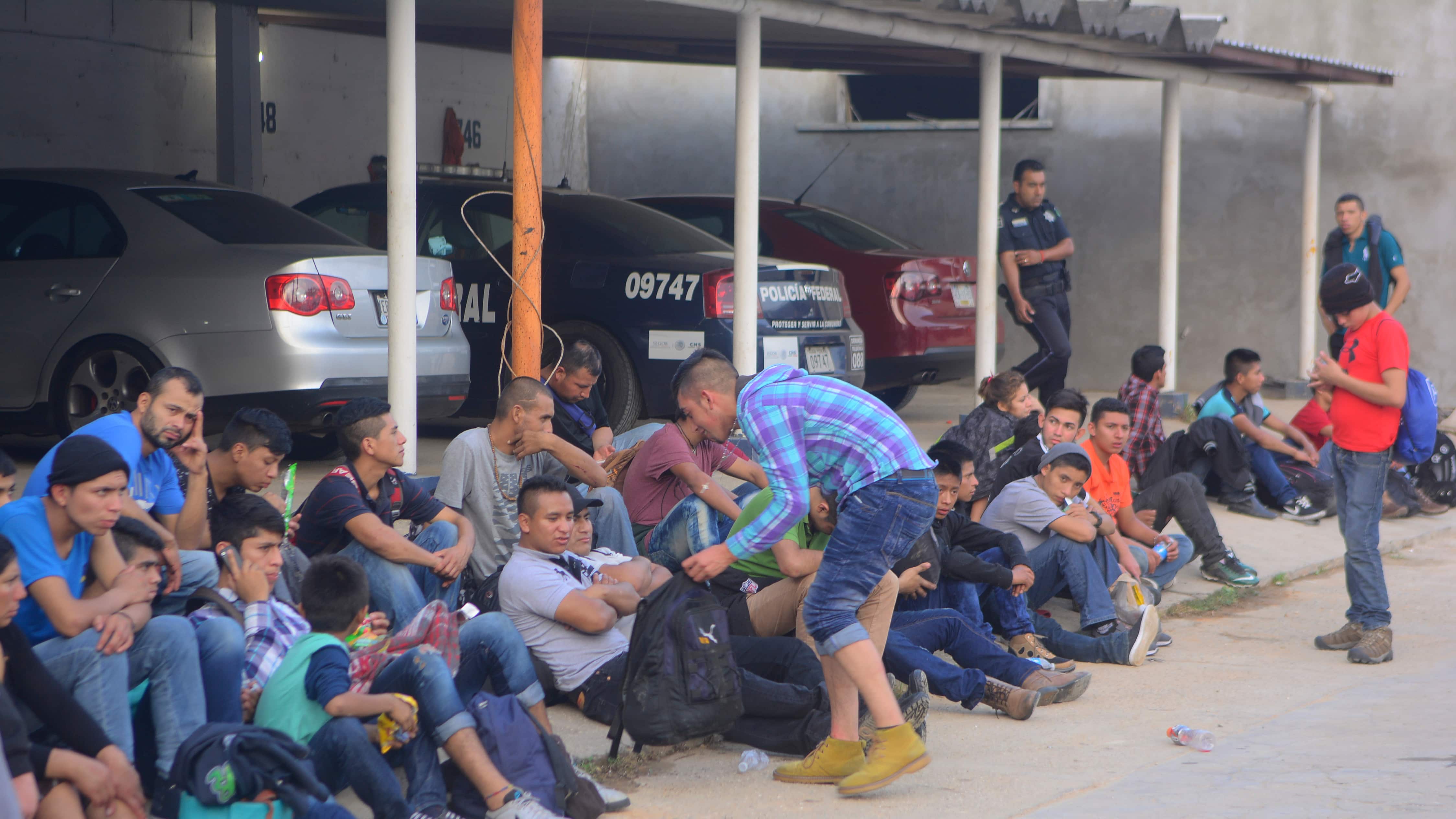 Cada año miles decenas de migrantes mueren intentando cruzar la frontera