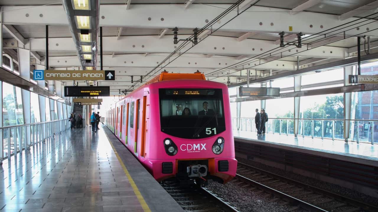 Se verificaron 15 trenes, diez de ellos estacionados en Mixcoac y cinco en Atlalilco.