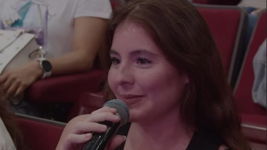 Lo que dijo una funcionaria durante un show de Franco Escamilla dejó entrever su día a día en el Ayuntamiento