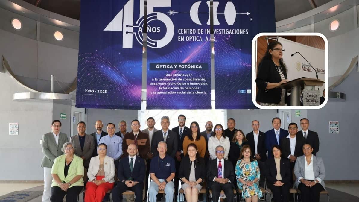 Autoridades, científicas y científicos recorrieron los laboratorios del CIO como parte de la ceremonia por su 45 aniversario, reafirmando su compromiso con la innovación y la formación de talento de alto nivel.