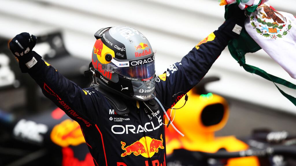 Sergio Pérez se mantiene en la pelea por el segundo puesto en el campeonato de pilotos