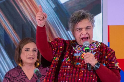 Dulce María Sauri le pide a Beatriz Paredes que no decline en favor de Xóchitl Gálvez