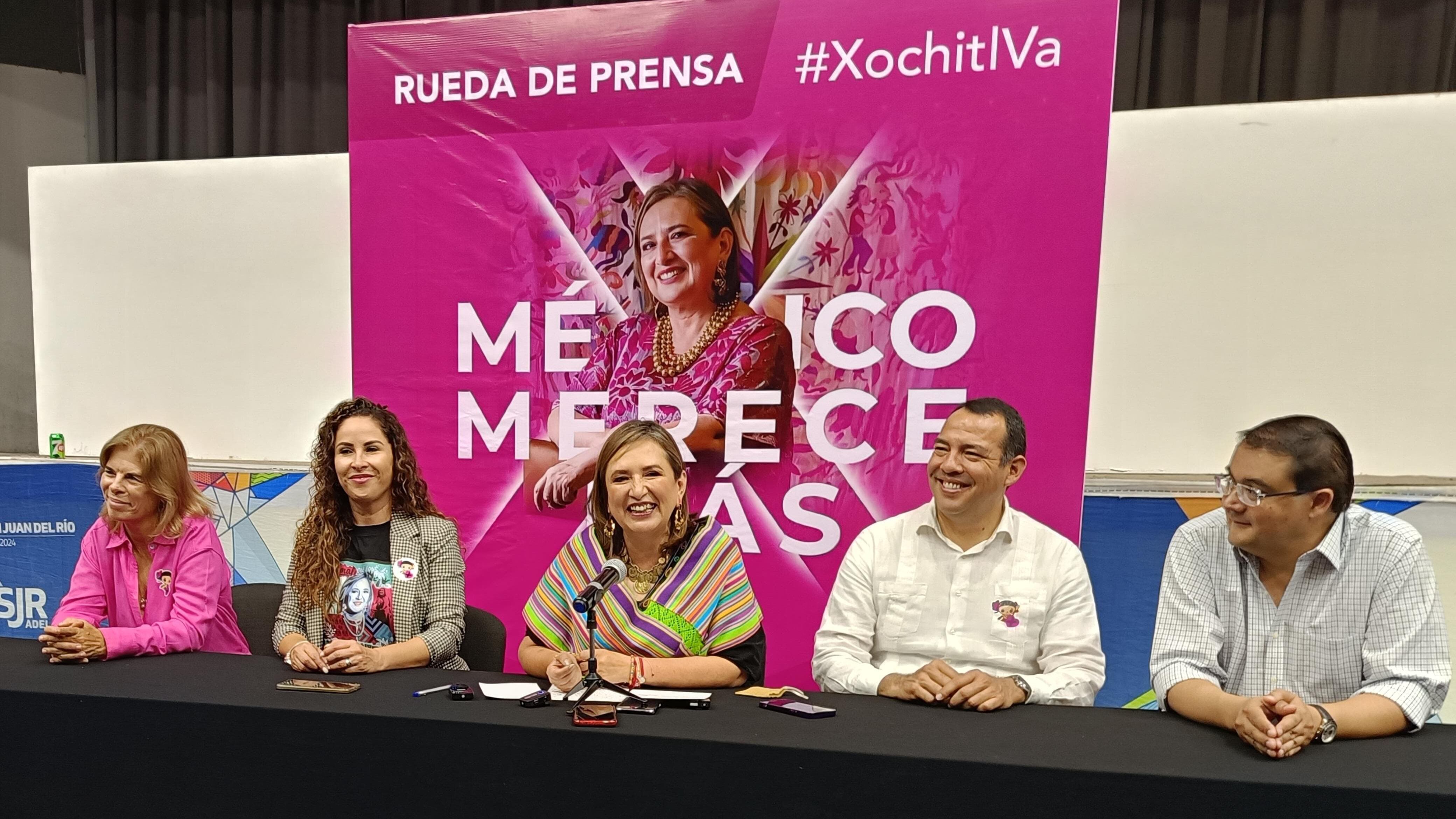 Xóchitl Gálvez en su visita a Querétaro. (Cortesía)