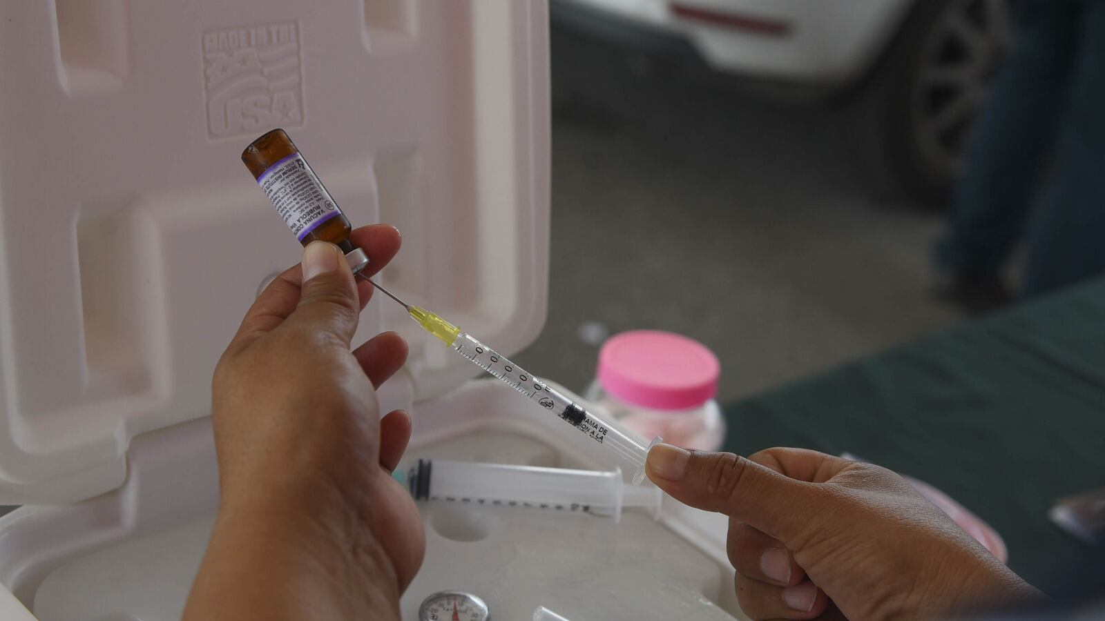 En algunos casos, las farmacéuticas dejan de producir vacuna por cuestiones regulatorias o propias de las farmacéuticas y eso impacta a todos.