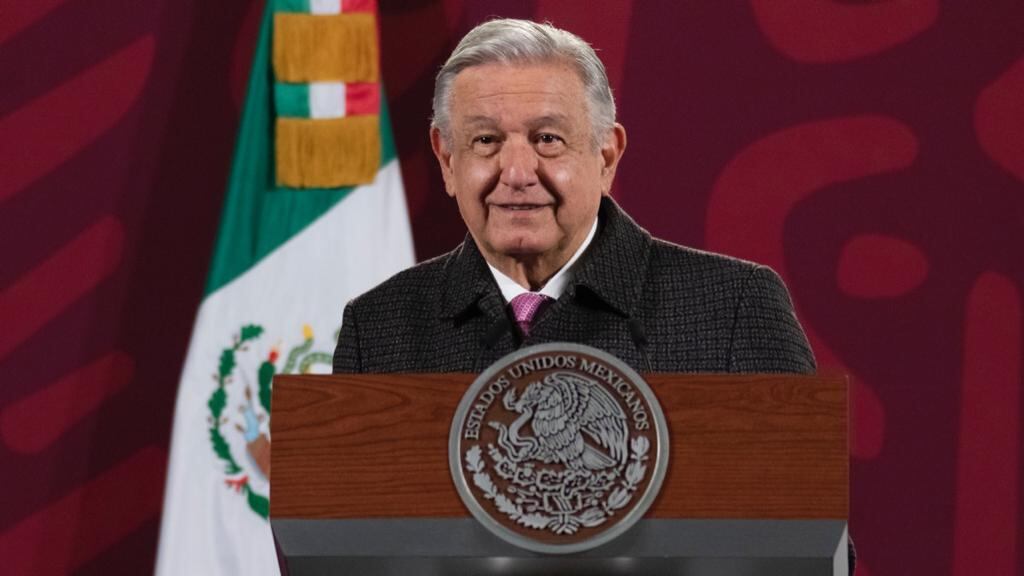 #PolíticaConfidencial conferencia más larga de AMLO para atacar a la prensa