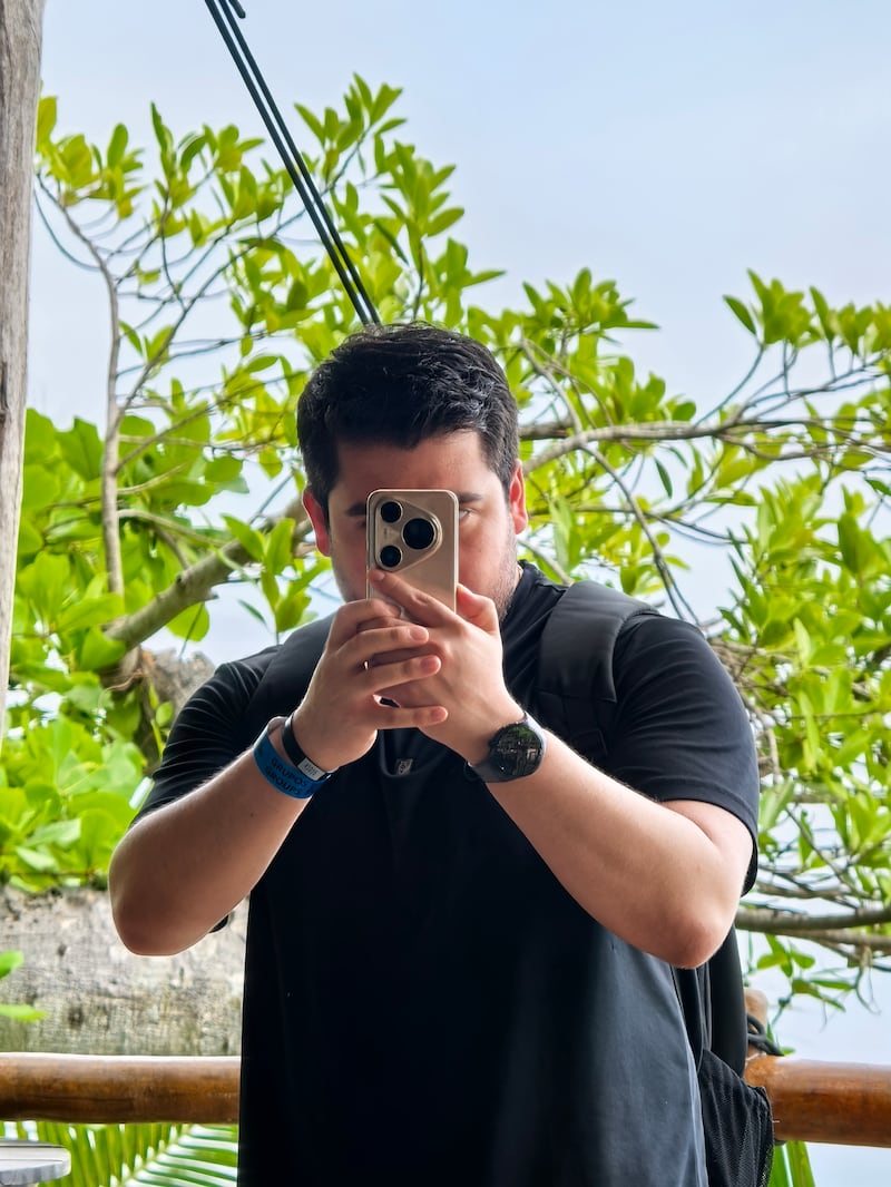 El fotógrafo mexicano Antonio Pastrana te explica cómo lograr fotos espectaculares con el nuevo Huawei Pura 80 Ultra: zoom óptico, macro sin acercarte, y el poder de la Inteligencia Artificial