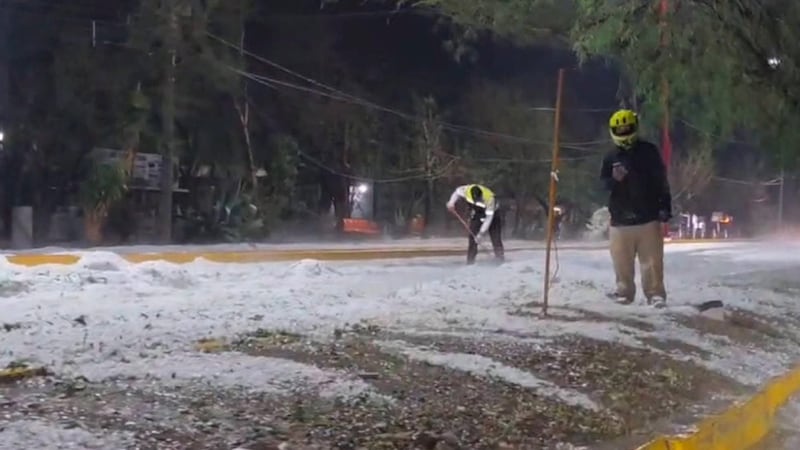 Azotan lluvias con granizo CDMX y Edomex: colapsan vialidades y transporte