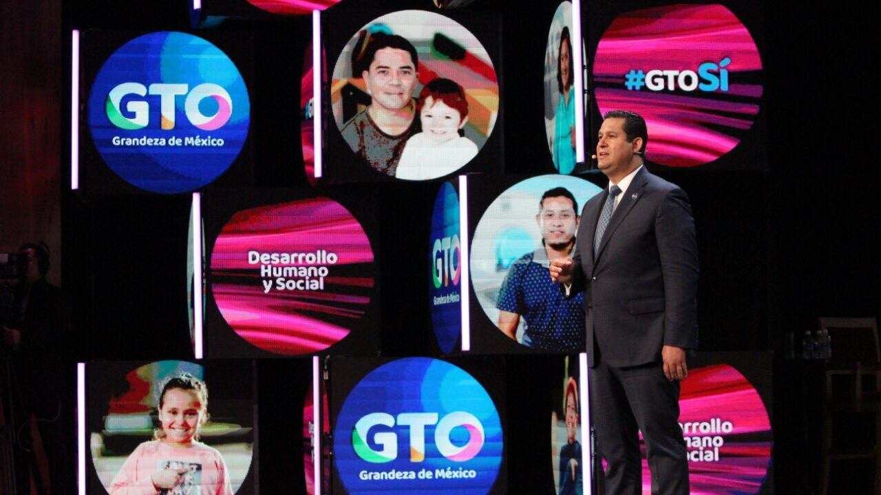 Diego Sinhue propone rendir cuentas 30 días después de la consulta ciudadana.