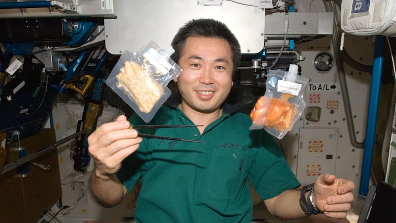 ¿Qué comen los astronautas en Artemis II durante su viaje a la Luna? Esto sabemos