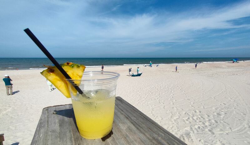 Explora la mágica St. Augustine. A solo dos horas de Orlando, esta histórica ciudad costera ofrece rica historia, calles adoquinadas, arquitectura colonial y deliciosa gastronomía