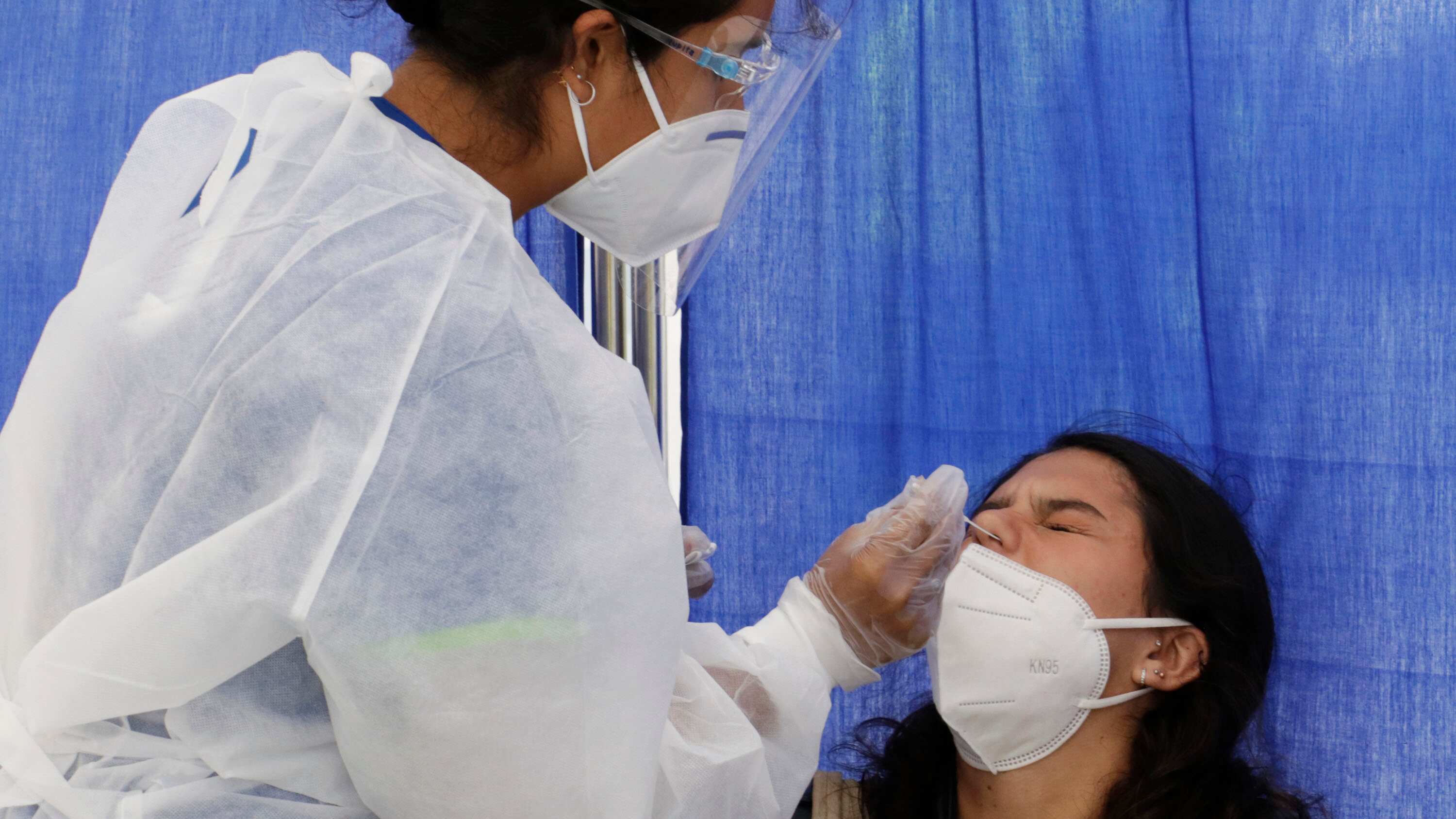 Han detectado 713 casos de nuevas variantes de Covid-19 en Puebla