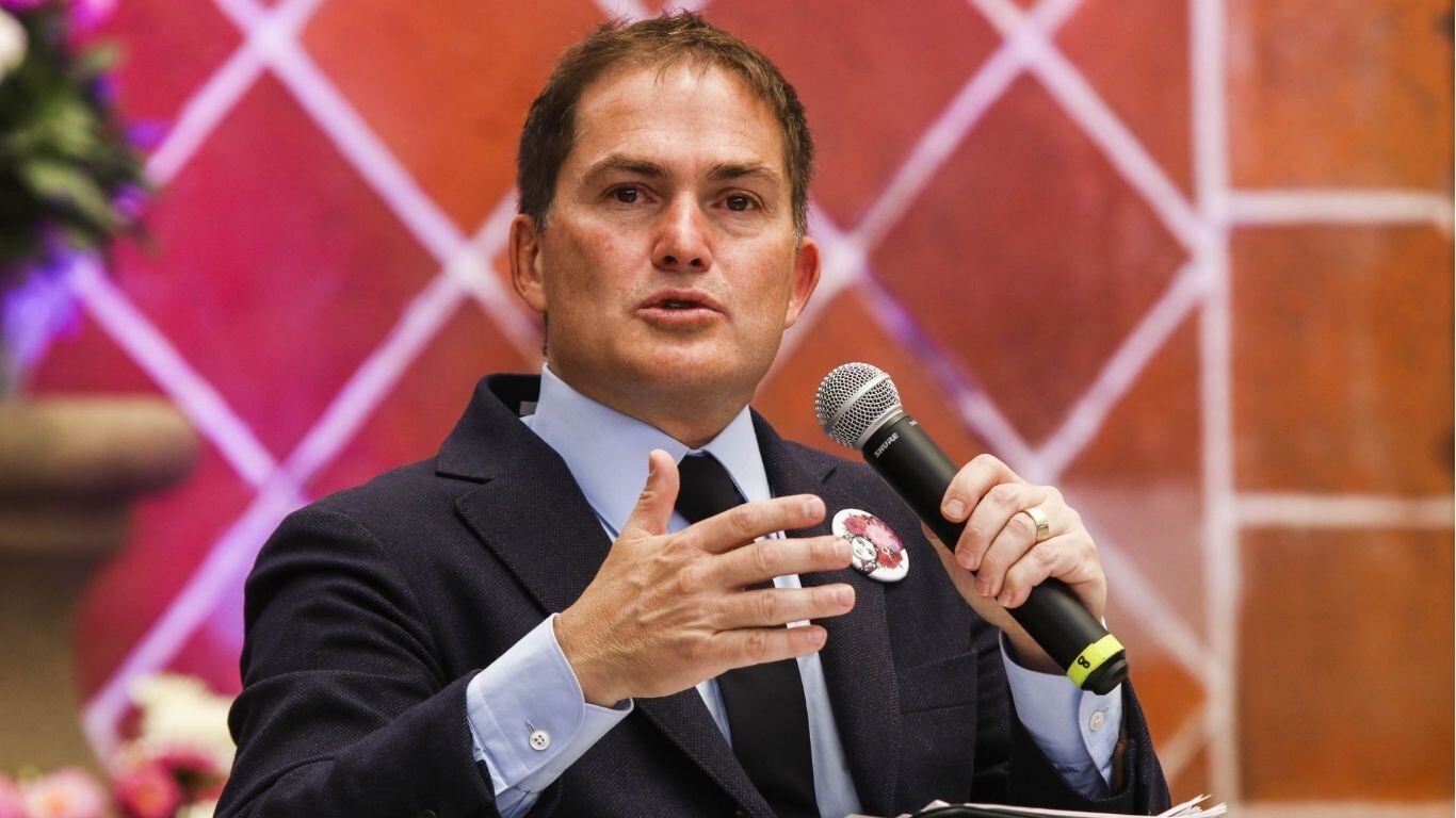 Javier López Casarín denuncia acoso