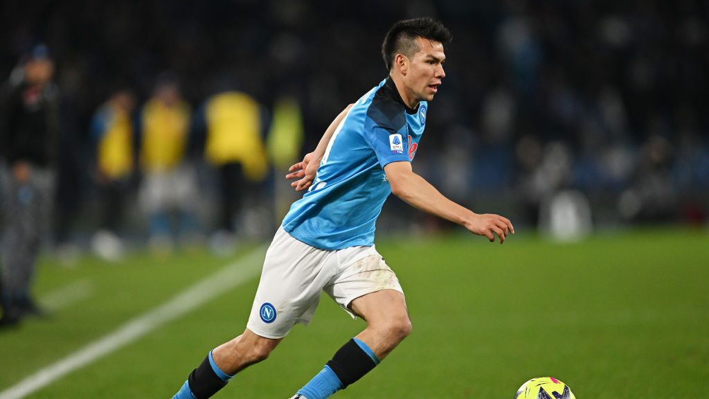 Hirving Lozano tiene contrato con Napoli hasta junio de 2024.