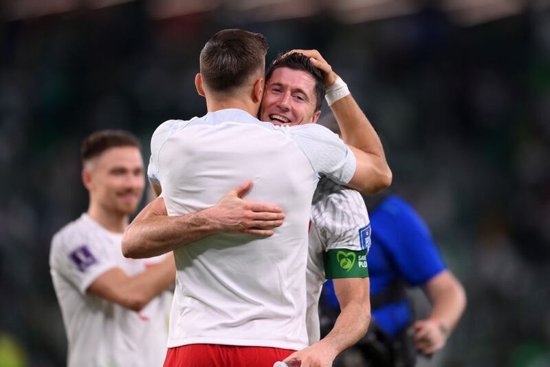 Lewandowski y los polacos celebraron a rabiar el gol de Arabia a México