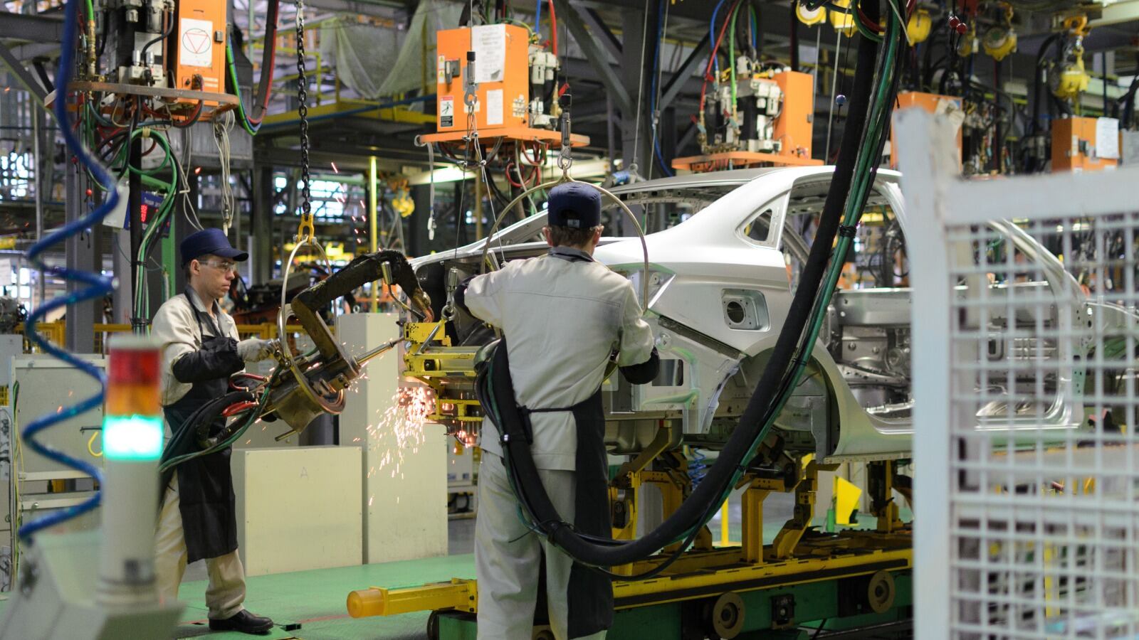 La industria automotriz en Guanajuato recorta horas extra y ajusta producción tras los aranceles de EE.UU.