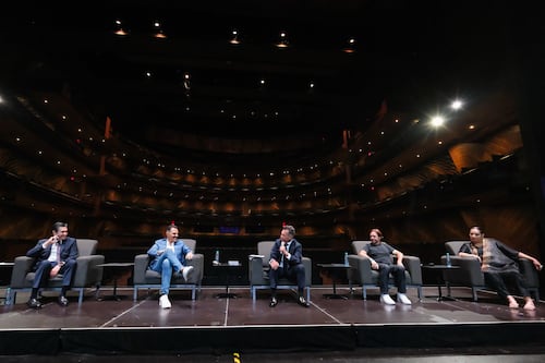 Anuncian inversión de 800 mdp para producir 20 películas en cinco años en Jalisco