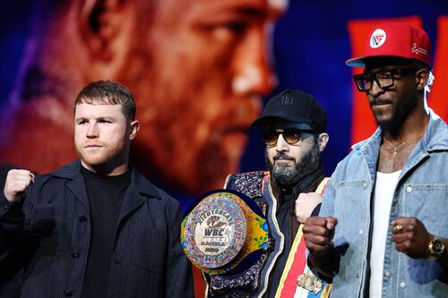 CMB revela el cinturón Xicoténcatl para la pelea Canelo vs. Scull