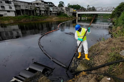 Falta de mantenimiento en ductos causantes de los derrames petroleros