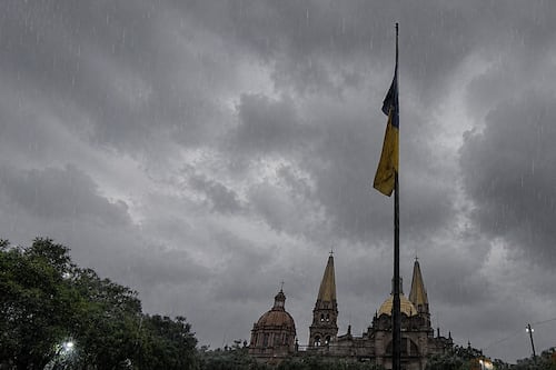 Pronostican las primeras lluvias de mayo en el AMG a mitad de semana