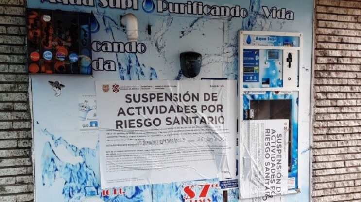 Purificadora de autoservicio suspendida.