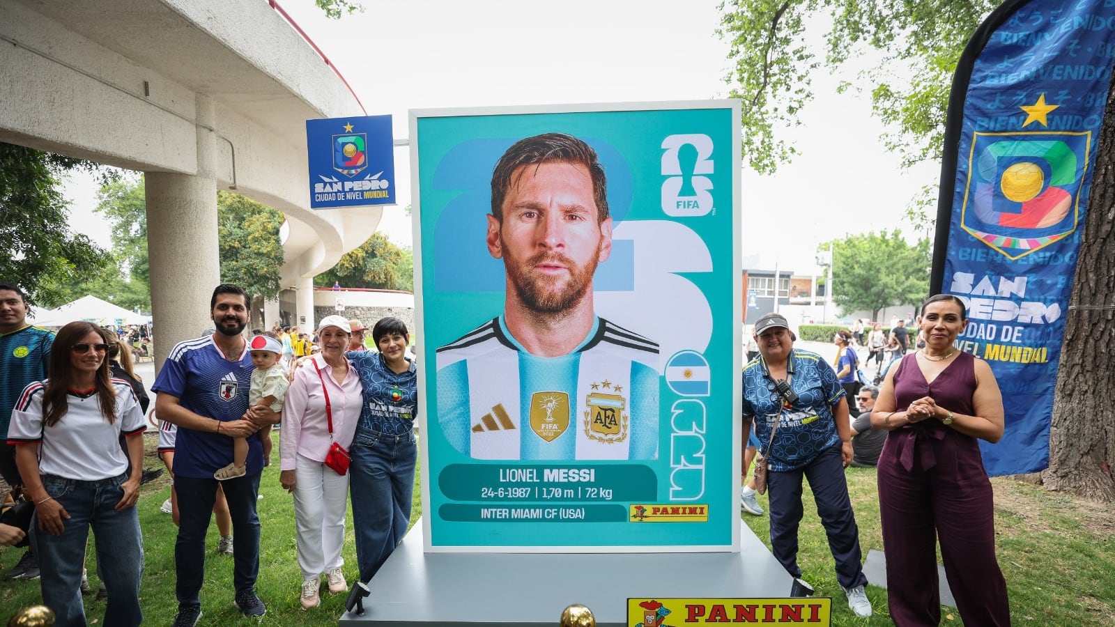 Son 20 las imagenes que están en exposición, 10 de jugadores nacionales y 10 internacionales.