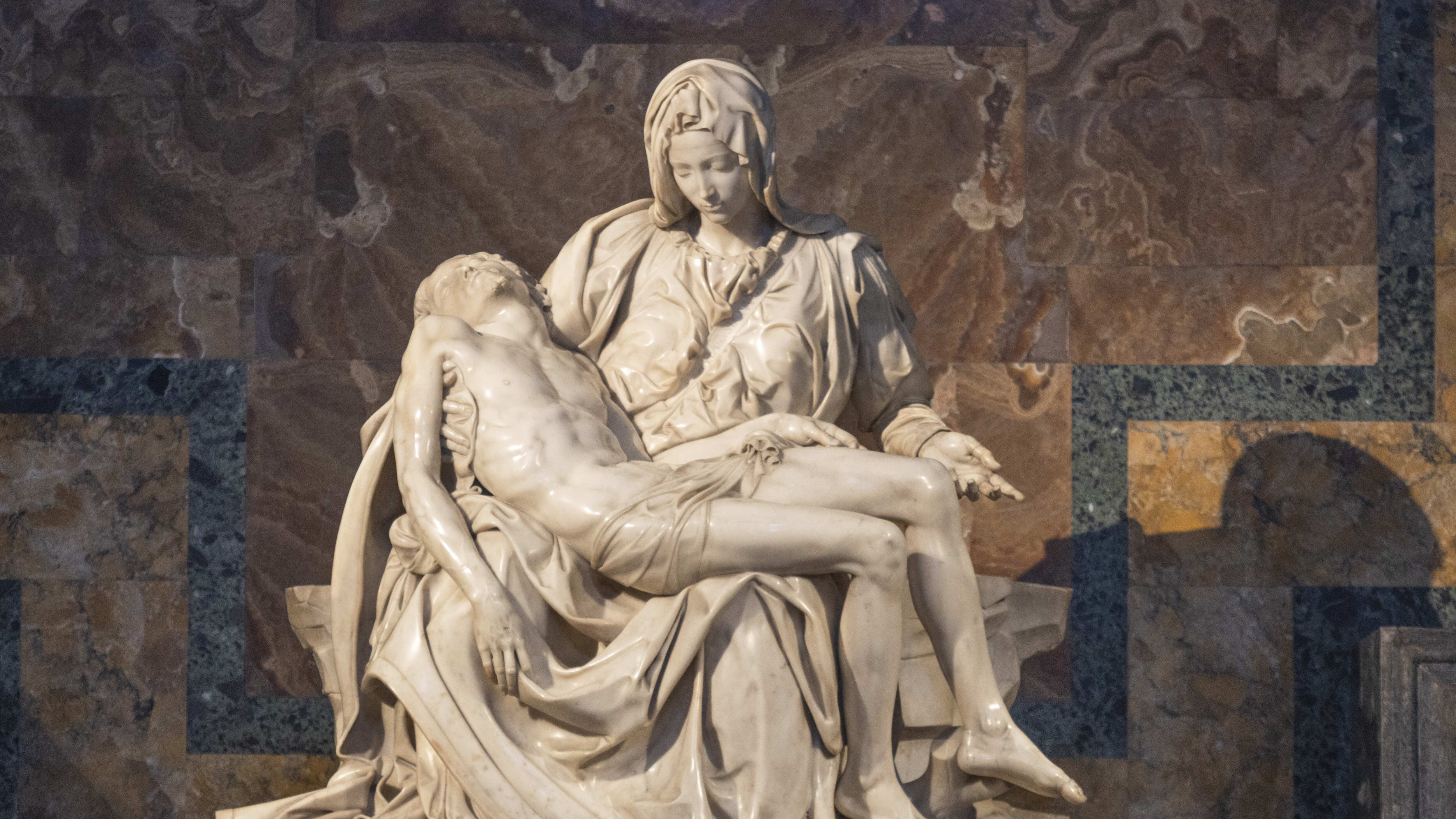 La Piedad del Vaticano o Pietà es un grupo escultórico en mármol realizado por Miguel Ángel entre 1498 y 1499.