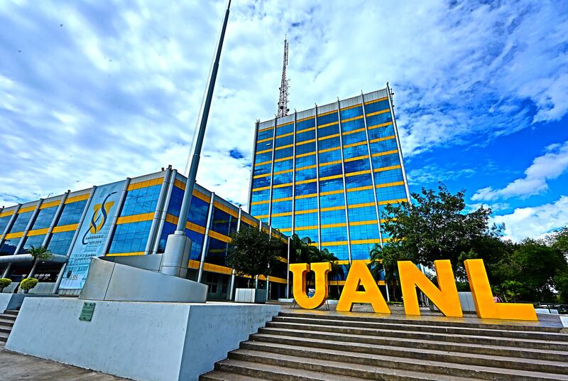 UANL rectoría