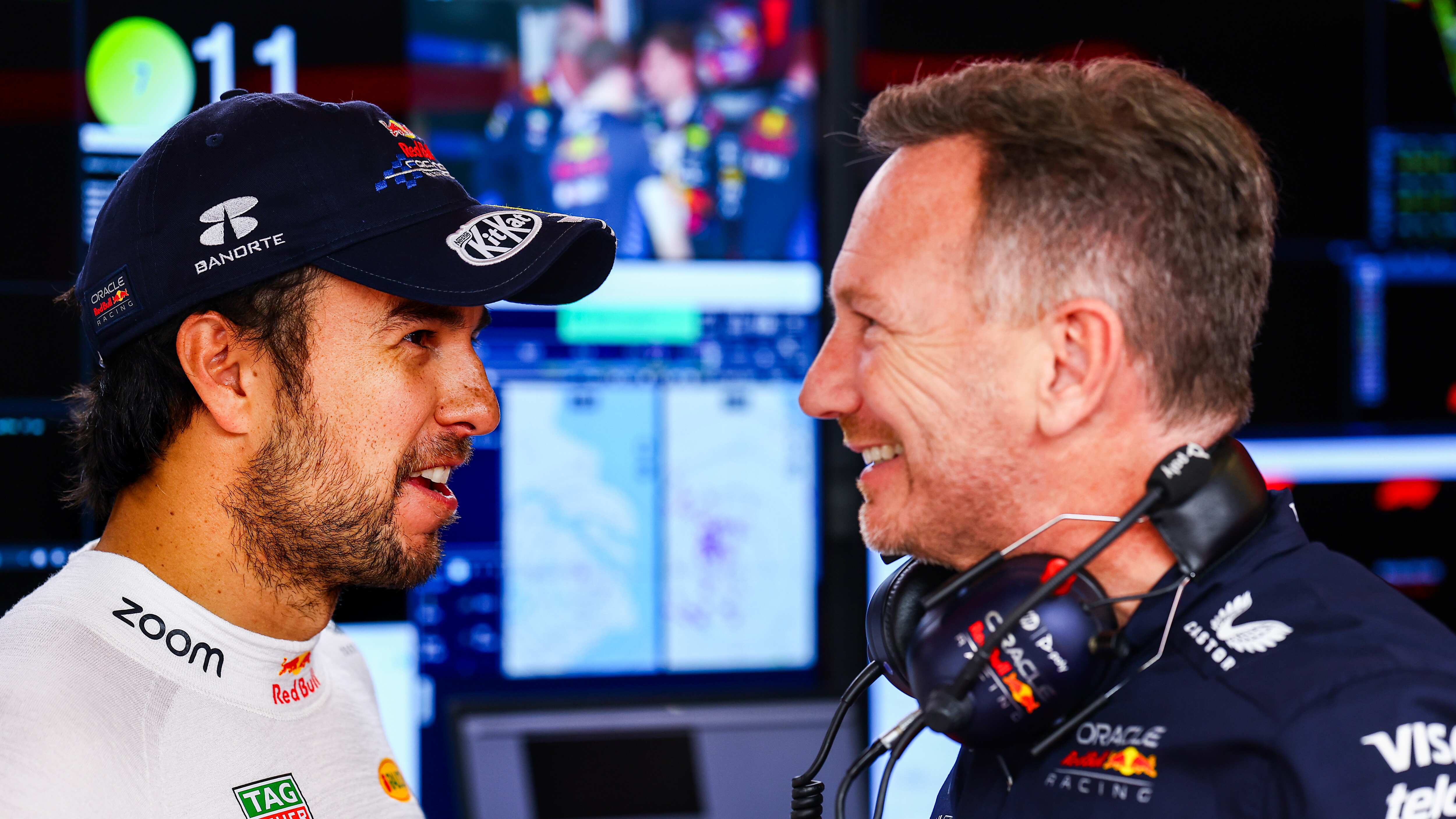 `Checo´Pérez y Christian Horner; el jefe de Red Bull defendió al mexicano de la prensa británica.