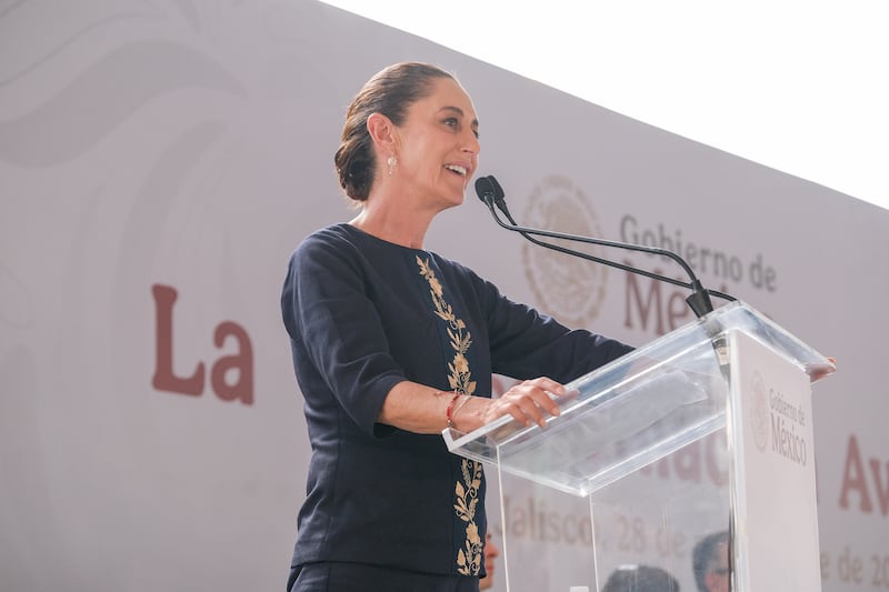 CORTESÍA