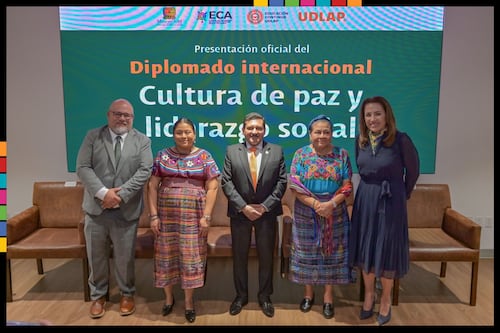Rigoberta Menchú participará en diplomado internacional sobre cultura de paz y liderazgo social en Puebla