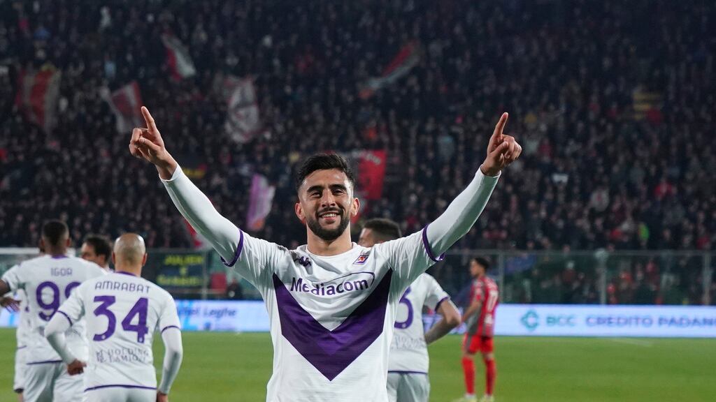 Nicolás González se lució ante el Cremonese