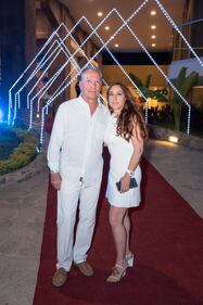 ¡Vive la magia de la Fiesta de Blanco en el Abierto Mexicano de Tenis, ambientada en la Torre Perla del Hotel Princess, Acapulco! Un encuentro único donde la elegancia se fusiona con la emoción del tenis.