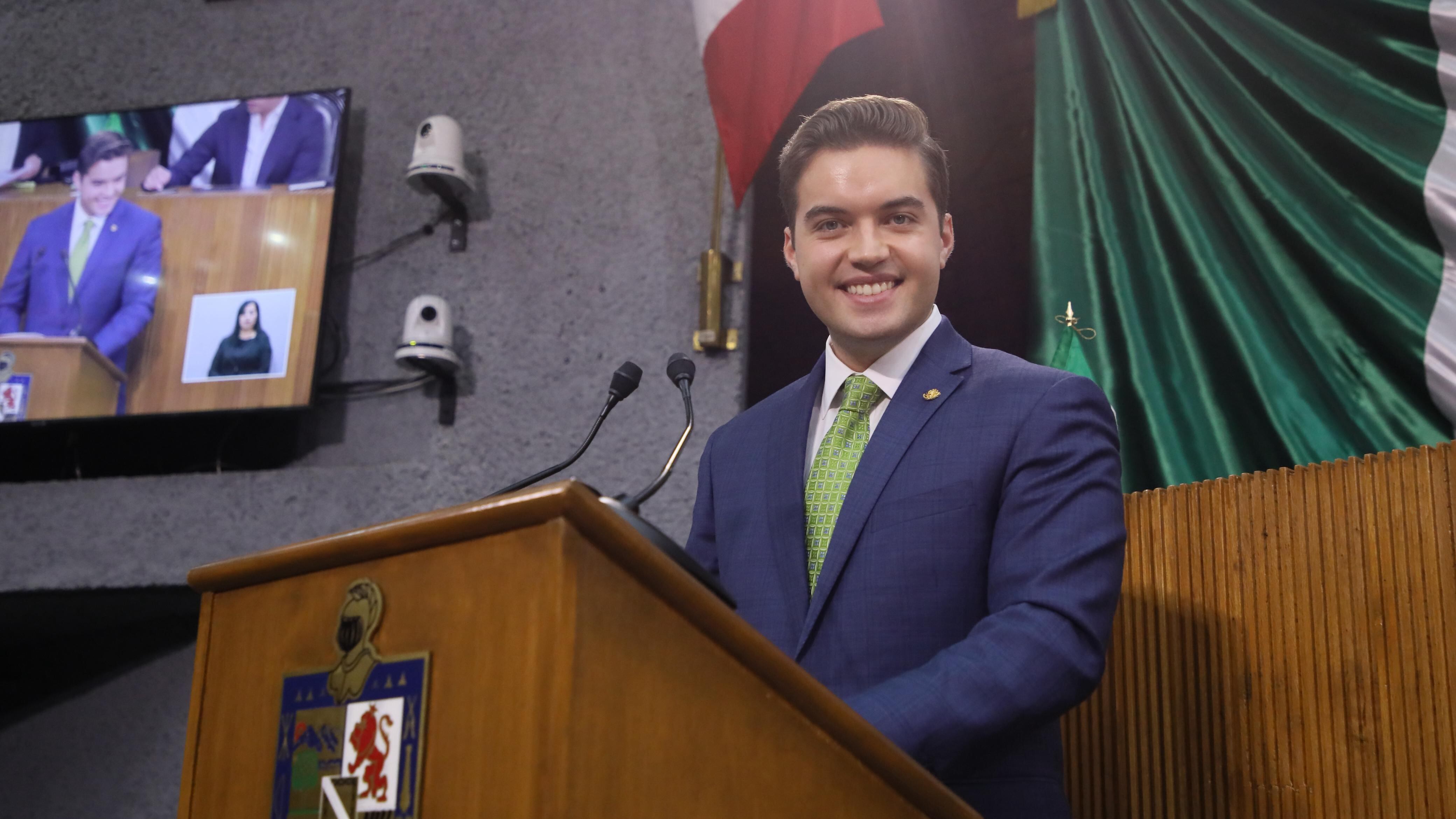 Elizondo expresó que este tipo de ataques representan una nueva forma de violencia que debe ser visibilizada.