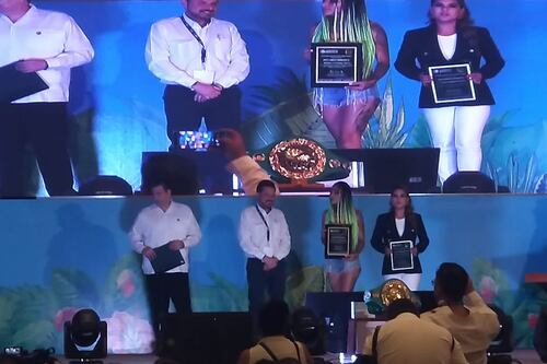 IMSS creará de escuelas gratuitas de boxeo en el país