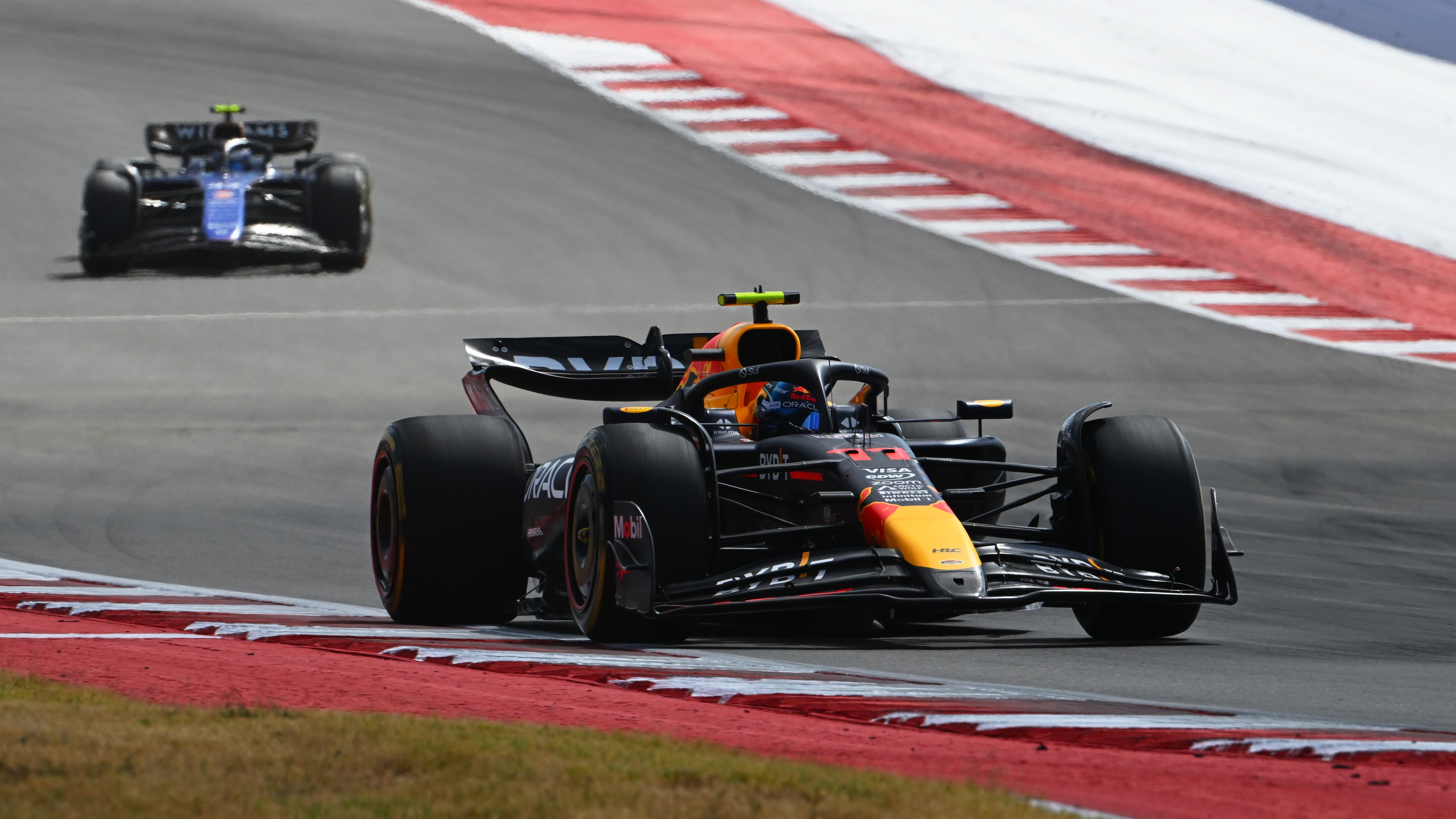 Checo Pérez solo suma un podio en el GP de Estados Unidos.