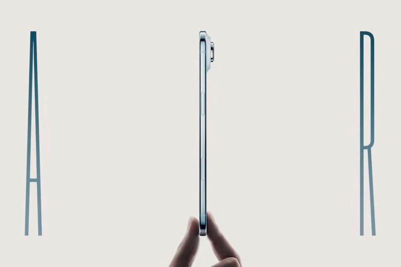 Pantallas con ProMotion, cámaras más poderosas, hasta 2 TB de almacenamiento y un diseño ultradelgado son parte de las sorpresas que Apple trae con sus nuevos smartphones