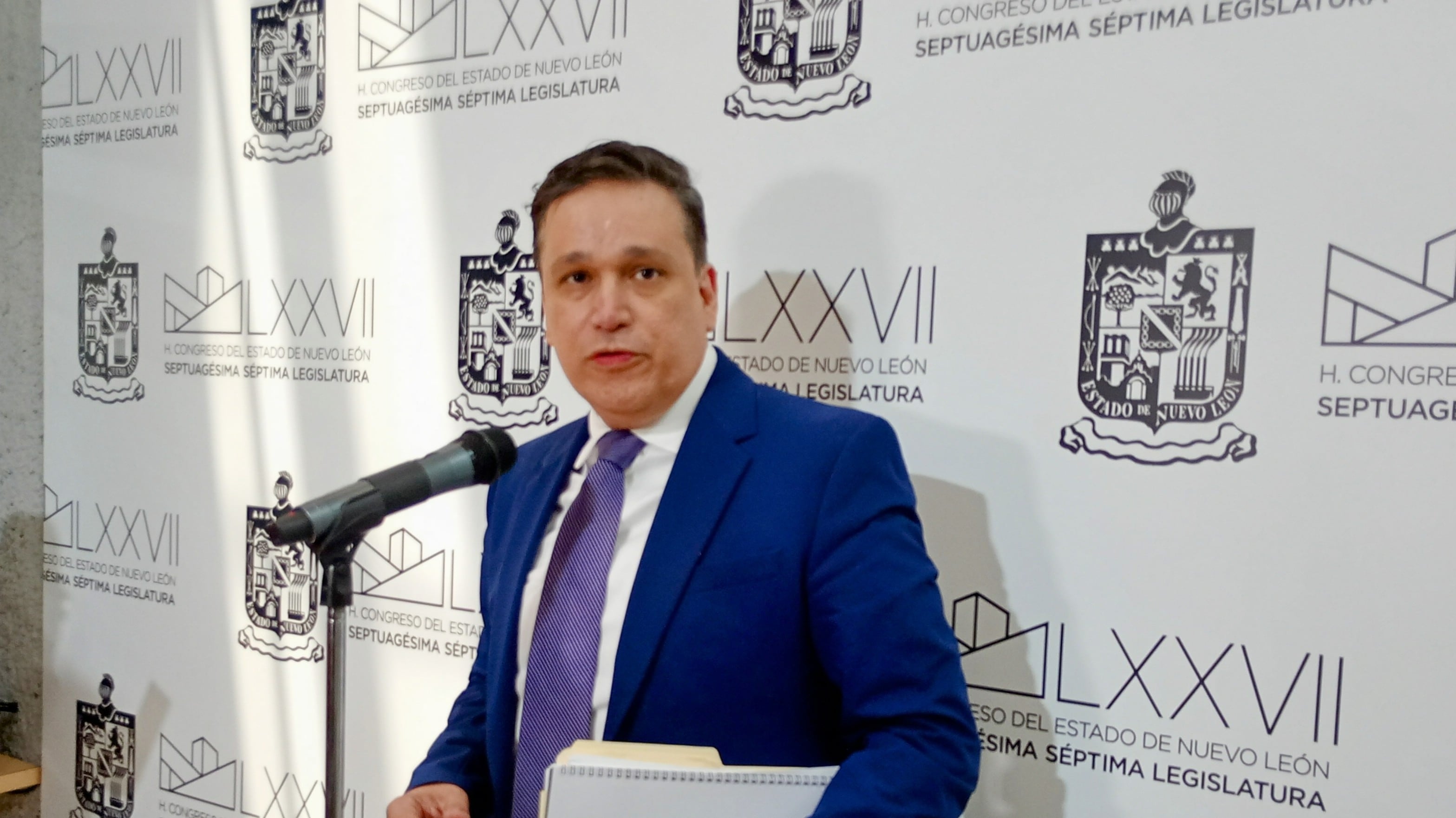 Ulises carlín de la Fuente señaló que se debe permitir mayor participación de los candidatos en redes sociales.