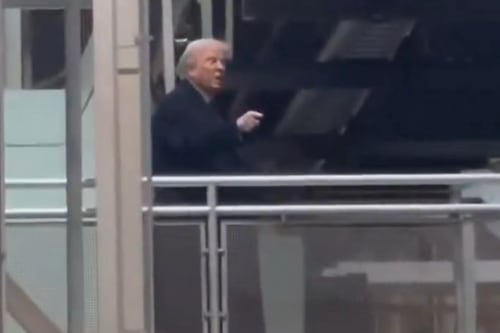 Video de manifestante que confronta a Trump y el presidente le responde con una grosería