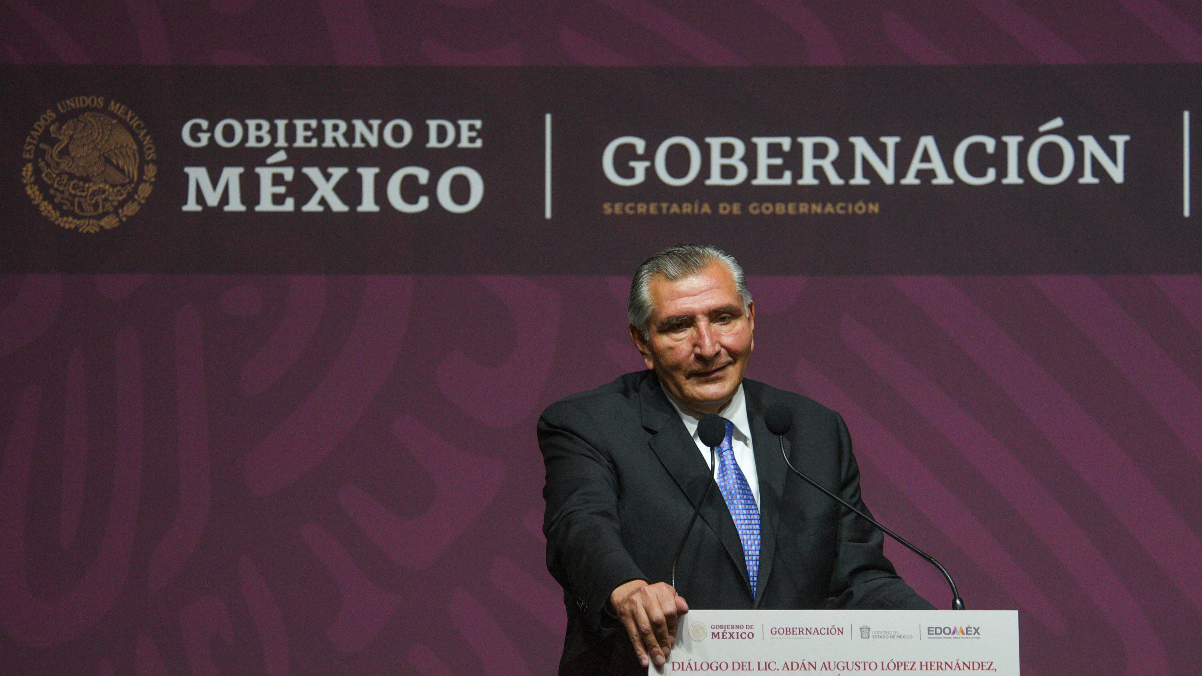 Adán Augusto visita Guanajuato para reunión con gobernador y empresarios.