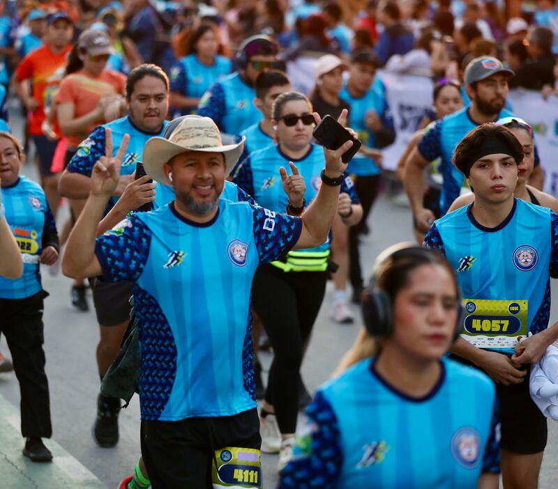 Más de tres mil 500 atletas corrieron en el Parque Fundidora por la conservación de tres especies de peces en peligro de extinción