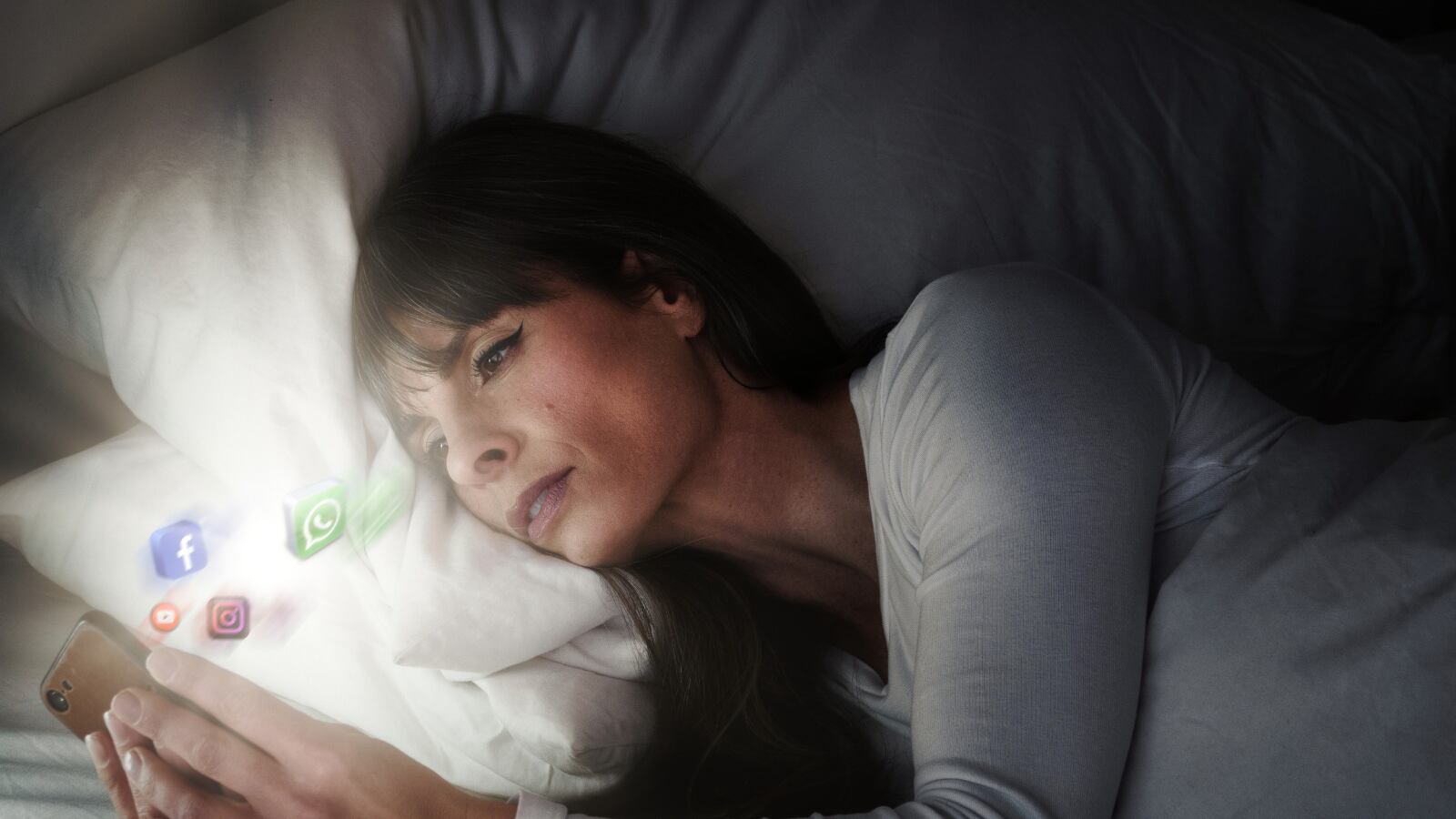 La procrastinación nocturna mata 30% de la productividad y tiene dos detonantes: sobrecarga de trabajo y mala administración del tiempo