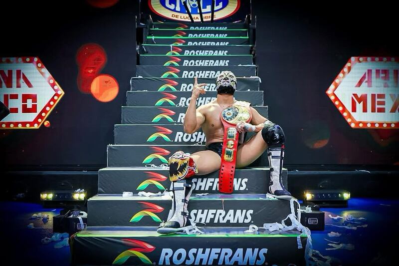 CMLL