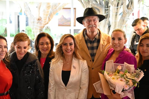 Lidera Ana Cristina Fox a mujeres ejecutivas del turismo en Guanajuato; ex presidente va a toma de protesta