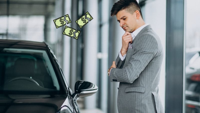 ¡Siete años en deuda! El precio que pagan los mexicanos por estrenar un auto